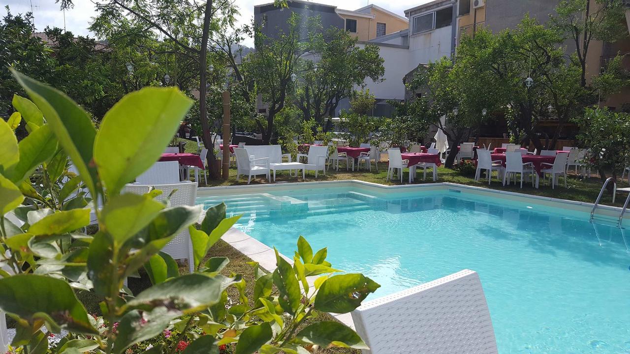 Villa Esmeralda Amantea Esterno foto